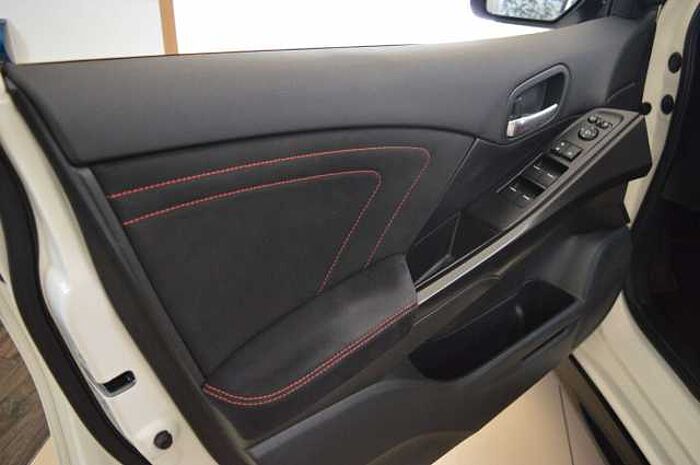 Honda Civic Civic TypeR FK2 mit Carbon Paket