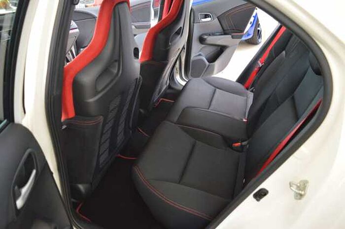 Honda Civic Civic TypeR FK2 mit Carbon Paket